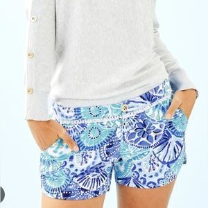 Lilly Pulitzer Adie Shorts 4 inch inseam Half Shell Size 00